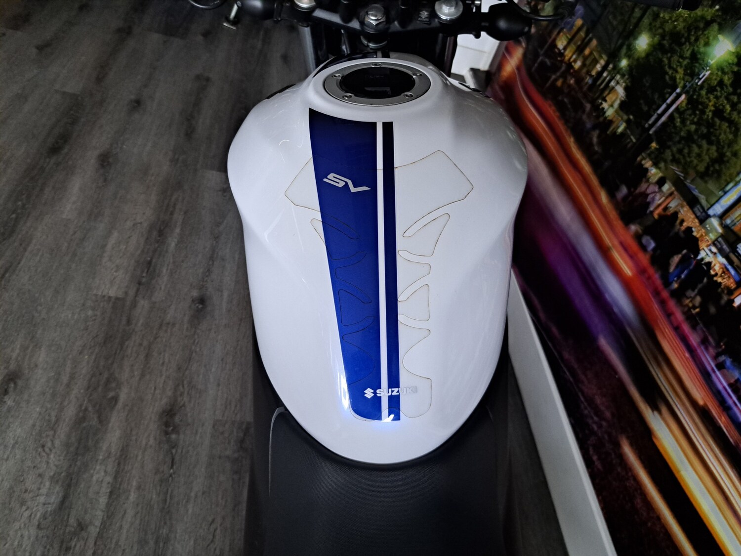 Suzuki SV