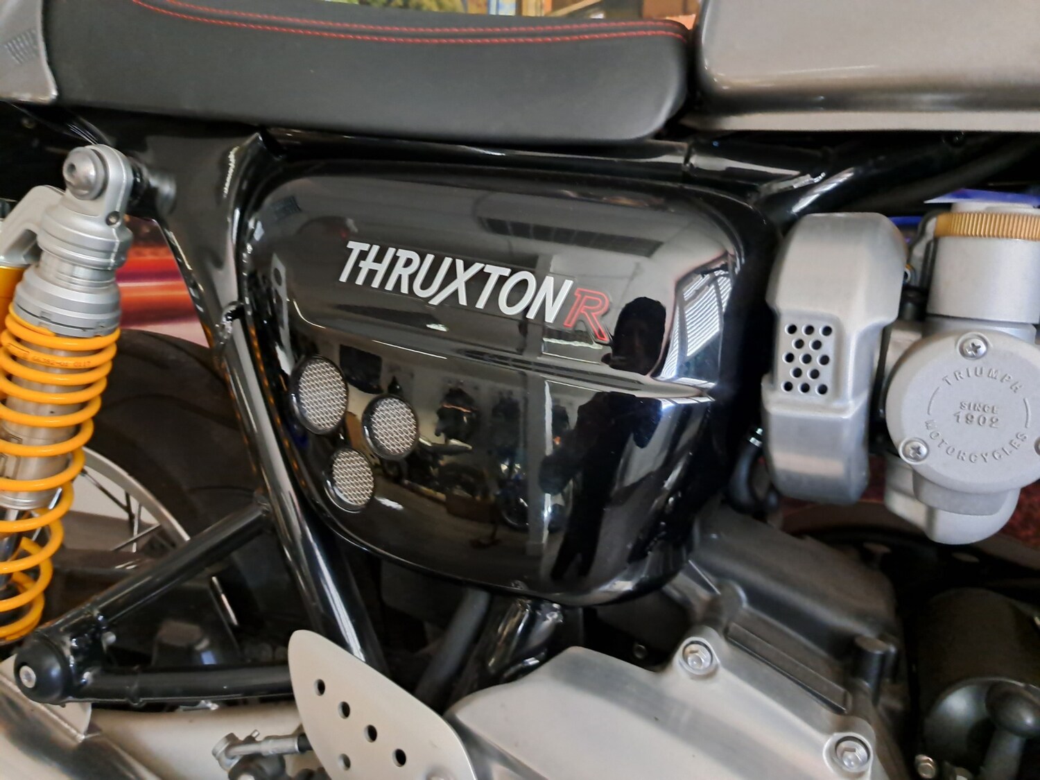 Triumph THRUXTON