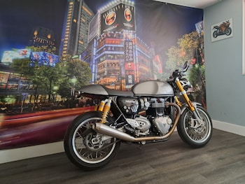 Used Triumph THRUXTON 2016 for sale - bike-77044696: Photo