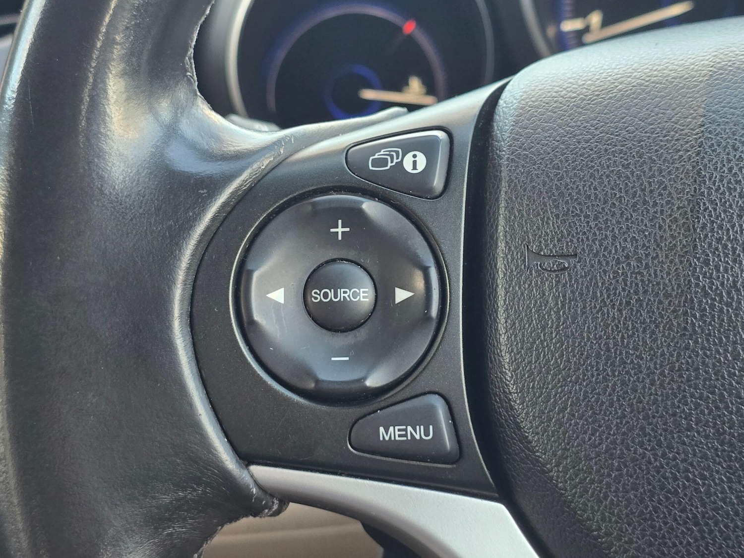 Used Honda Civic 2012 for sale - 77898574: Photo 23