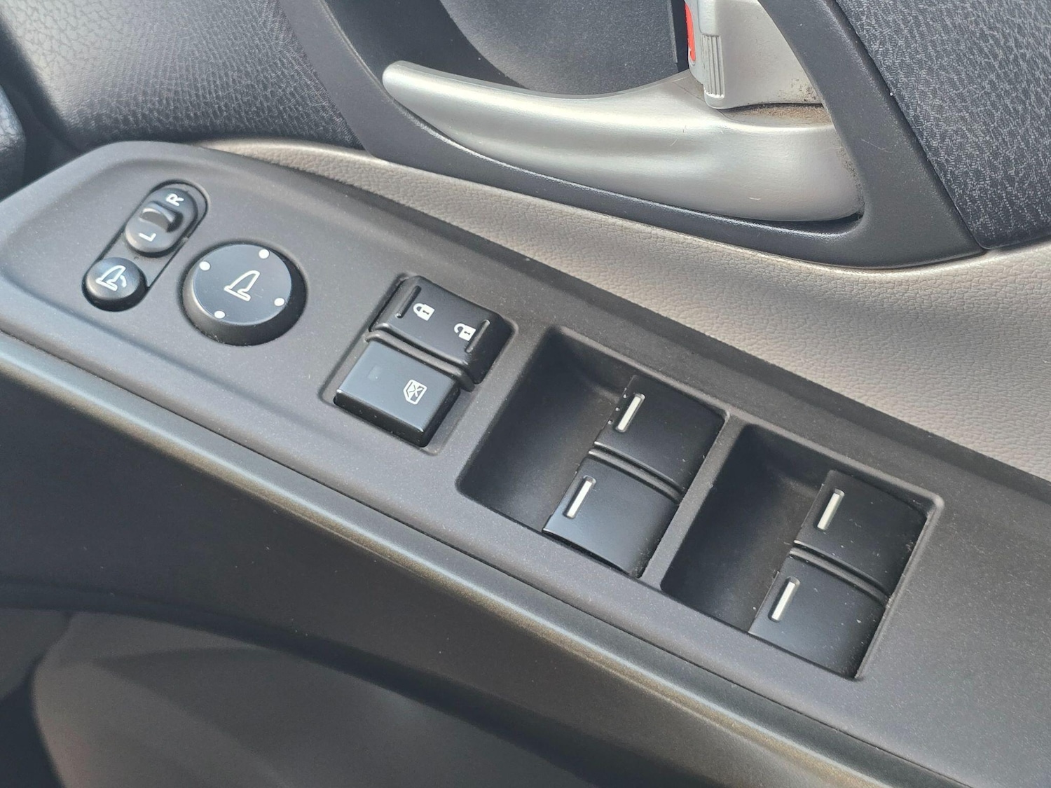 Used Honda Civic 2012 for sale - 77898574: Photo 27