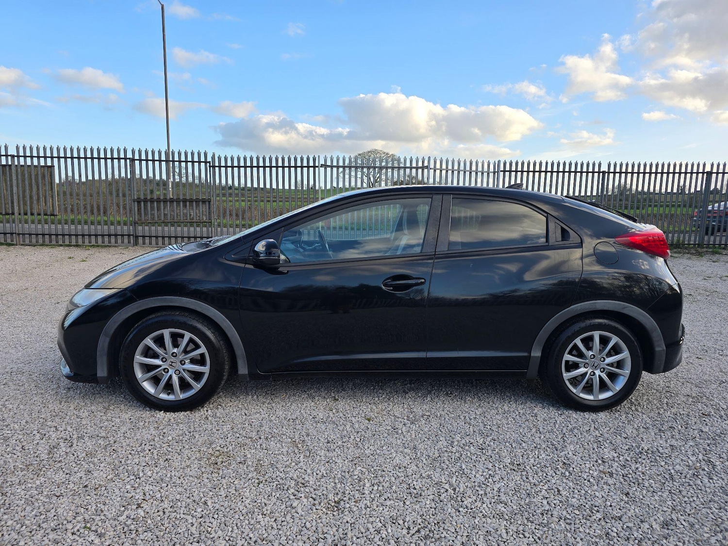 Used Honda Civic 2012 for sale - 77898574: Photo 7