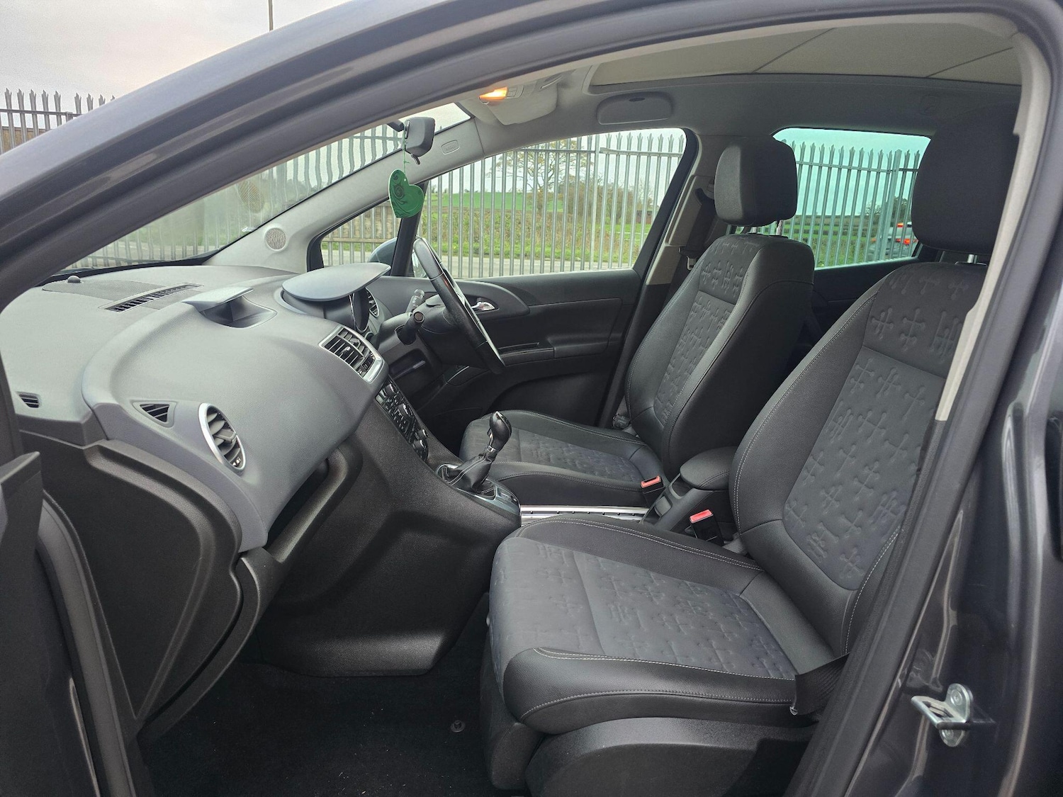 Used Vauxhall Meriva 2012 for sale - 76597484: Photo 13