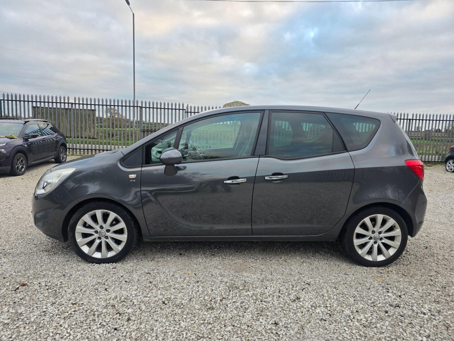 Used Vauxhall Meriva 2012 for sale - 76597484: Photo 7