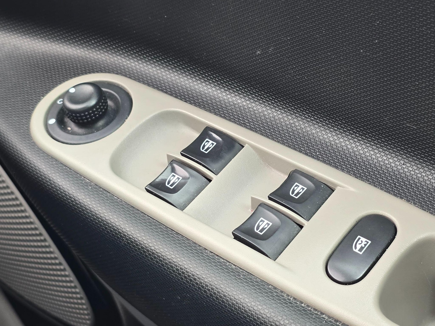 Used Renault Zoe for sale - 76060190: Photo 25