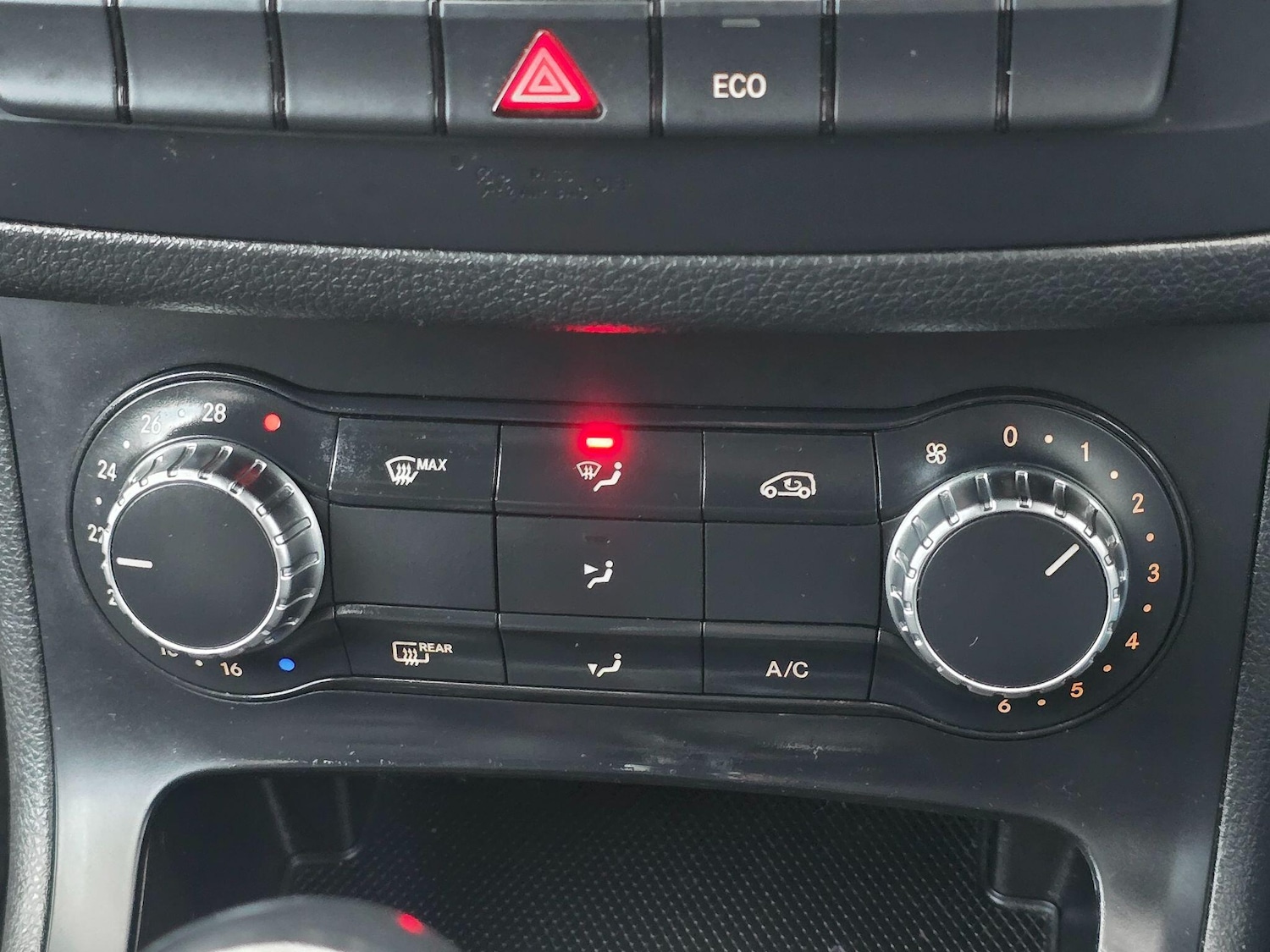 Used Mercedes-Benz B Class 2012 for sale - 77387006: Photo 19