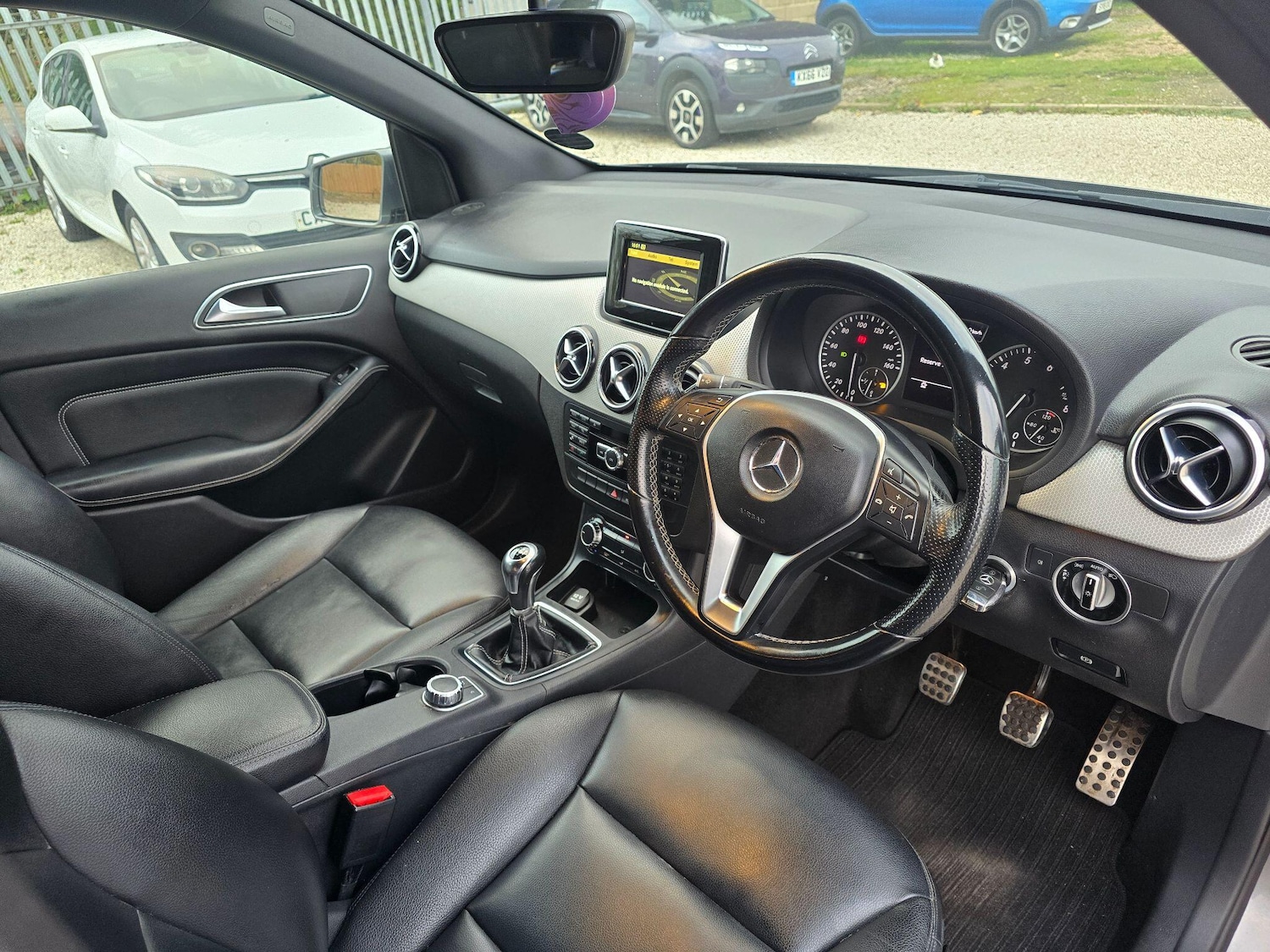 Used Mercedes-Benz B Class 2012 for sale - 77387006: Photo 9