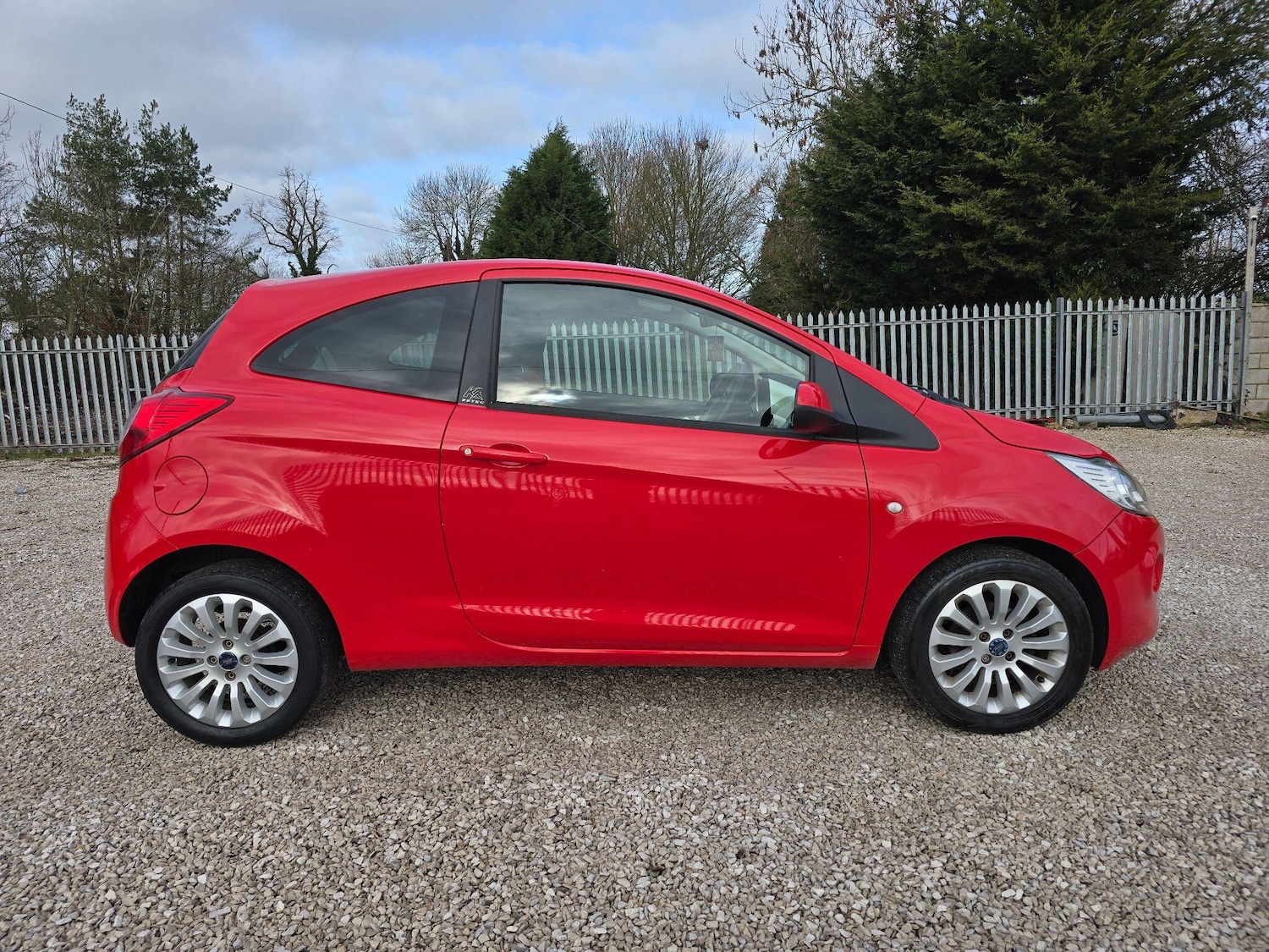 Used Ford Ka 2014 for sale - 77633459: Photo 2