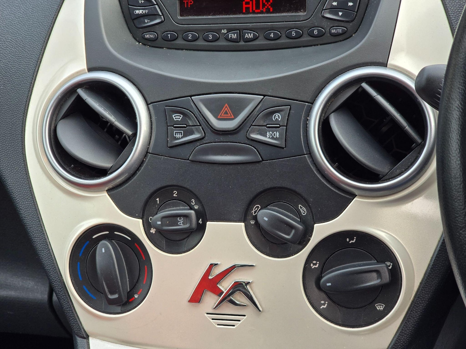 Used Ford Ka 2014 for sale - 77633459: Photo 20