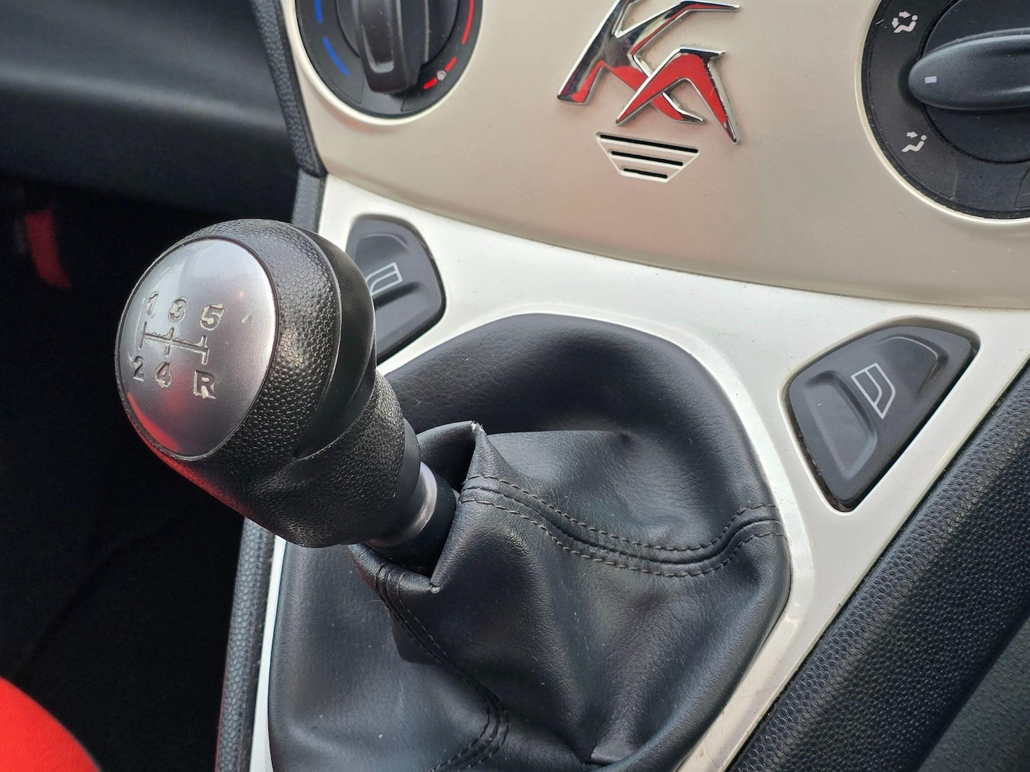 Used Ford Ka 2014 for sale - 77633459: Photo 21