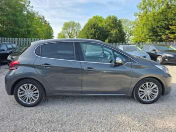 Used Peugeot 208 2016 for sale - 75200314: Photo