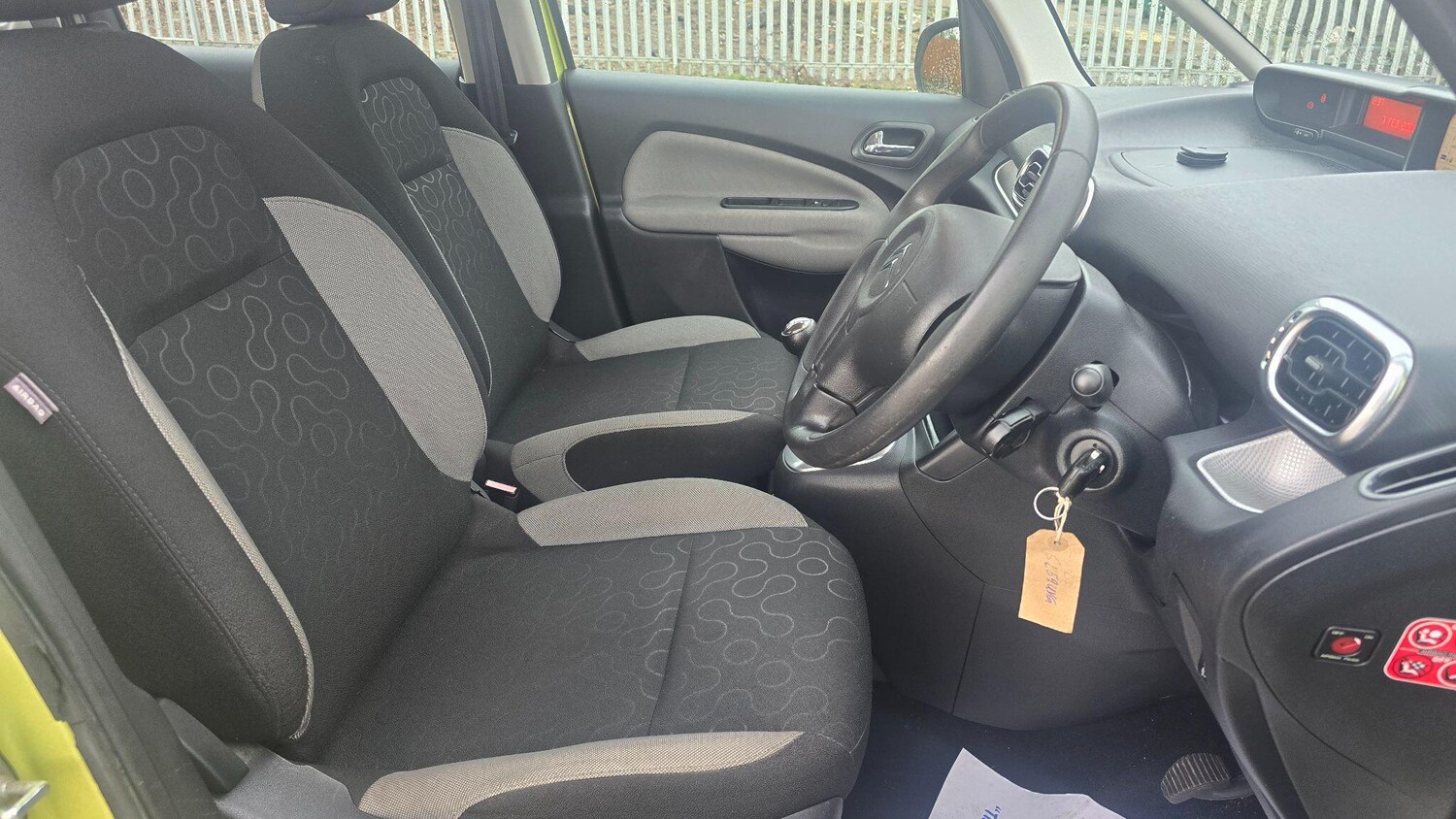 Used Citroen C3 Picasso 2009 for sale - 77479358: Photo 9