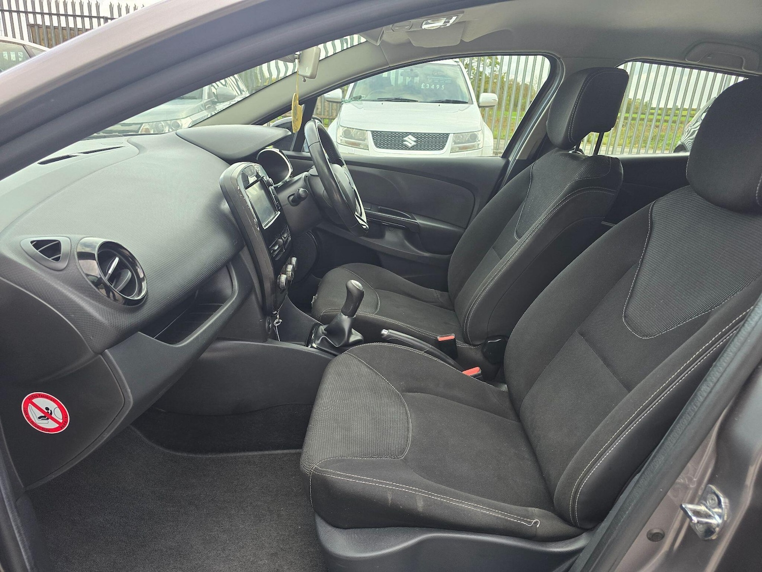Used Renault Clio 2016 for sale - 76377263: Photo 13