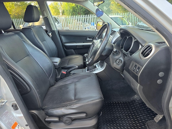 Used Suzuki Grand Vitara 2011 for sale - 76095155: Photo 11