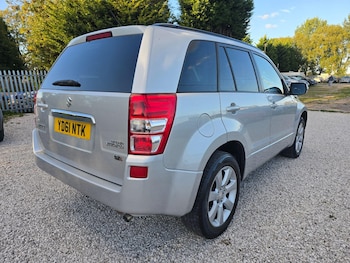 Used Suzuki Grand Vitara 2011 for sale - 76095155: Photo
