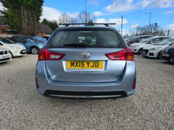 Used Toyota Auris 2015 for sale - 75200091: Photo