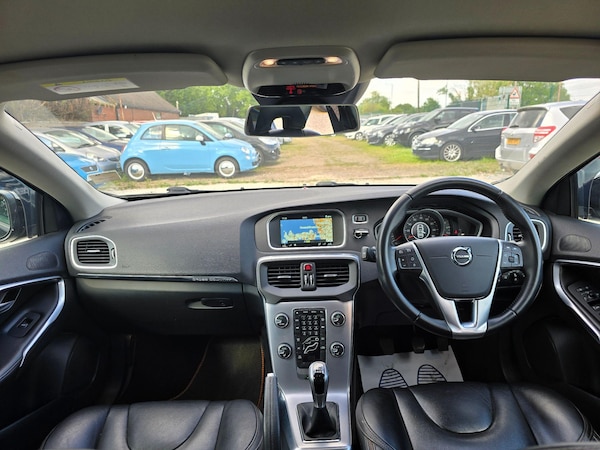 Used Volvo V40 Cross Country 2016 for sale - 75198901: Photo 15