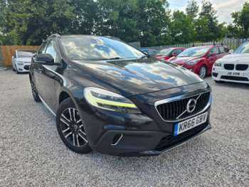 Used Volvo V40 Cross Country 2016 for sale - 75198901: Photo