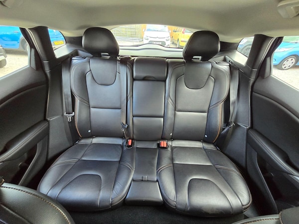 Used Volvo V40 Cross Country 2016 for sale - 75198901: Photo 29