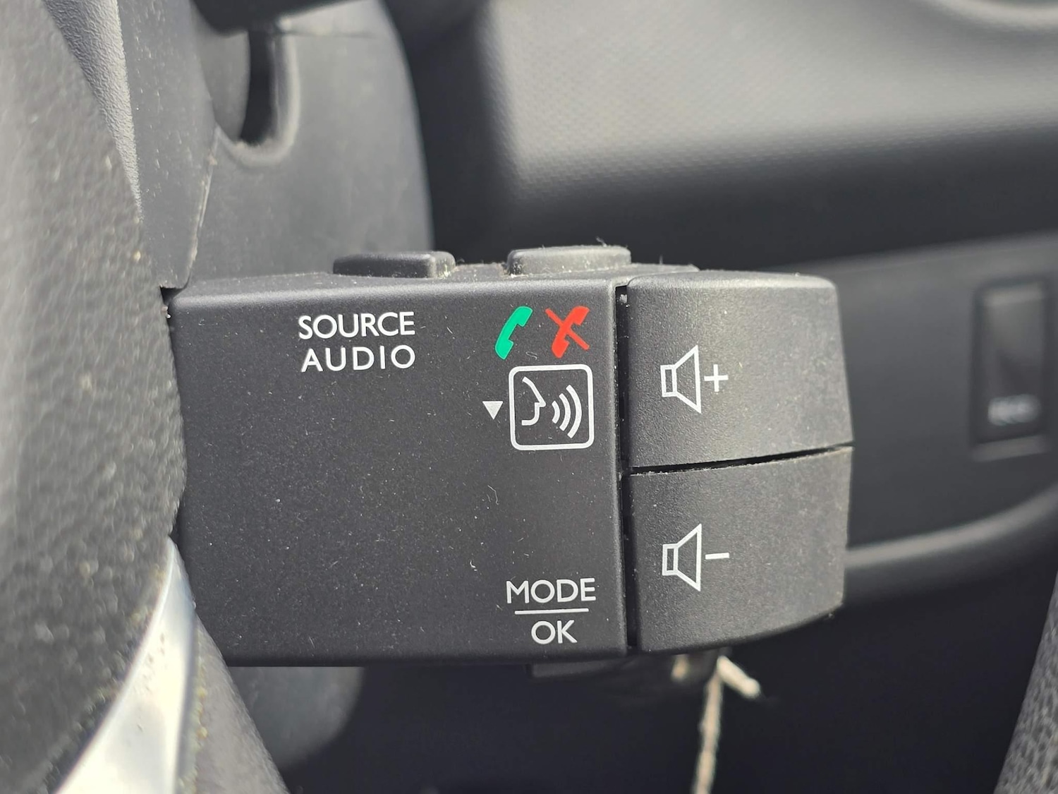 Used Dacia Sandero Stepway 2018 for sale - 77248198: Photo 20