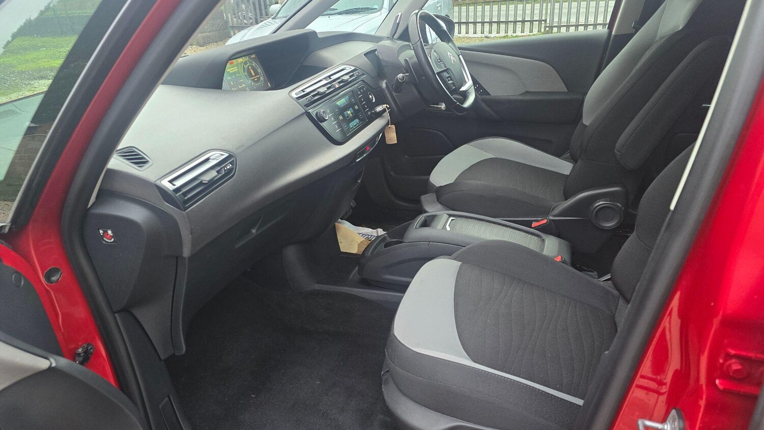 Used Citroen C4 Grand Picasso 2015 for sale - 77479375: Photo 16