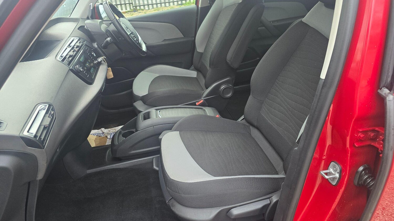 Used Citroen C4 Grand Picasso 2015 for sale - 77479375: Photo 17