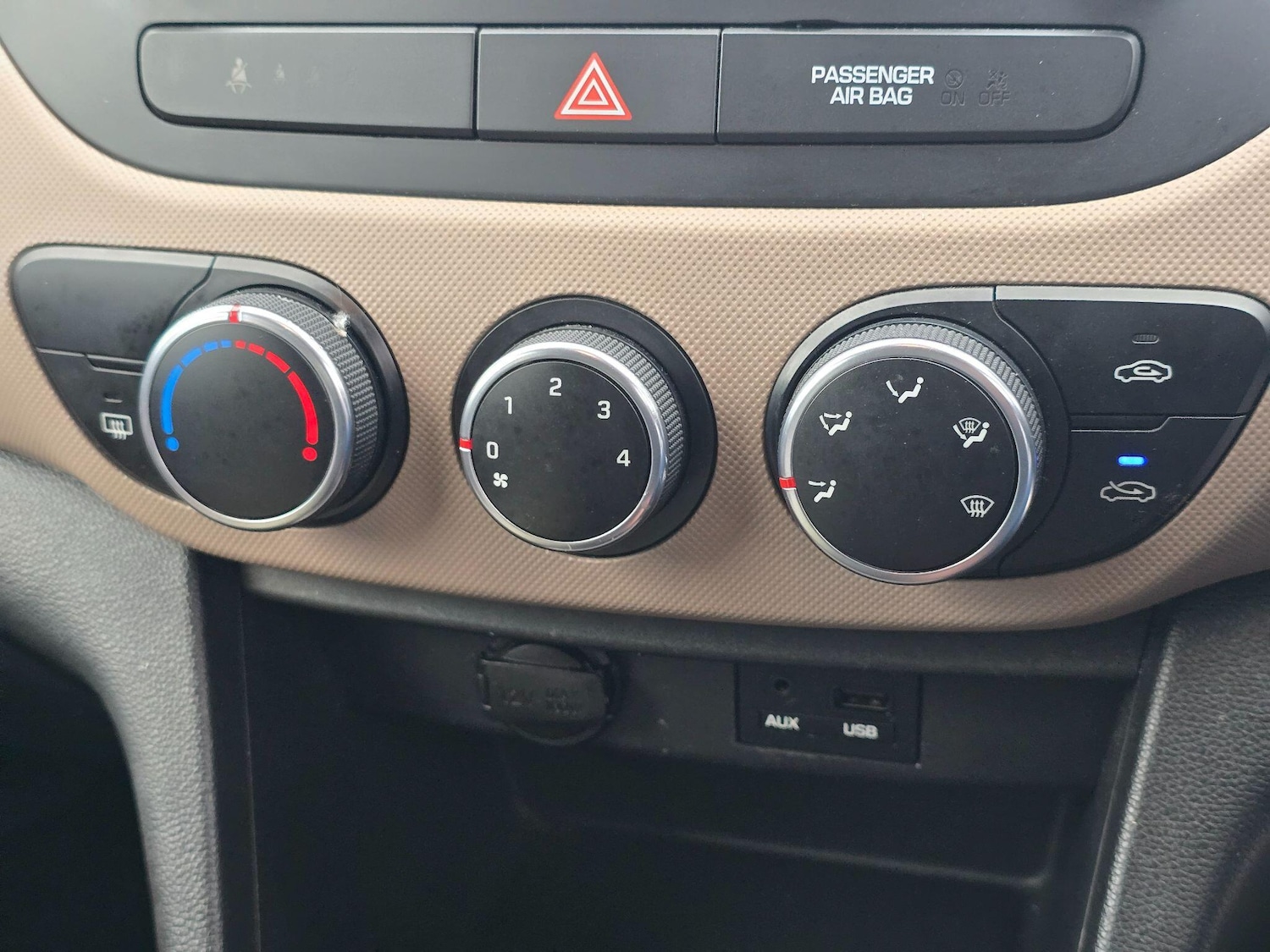 Used Hyundai i10 2016 for sale - 76247427: Photo 21