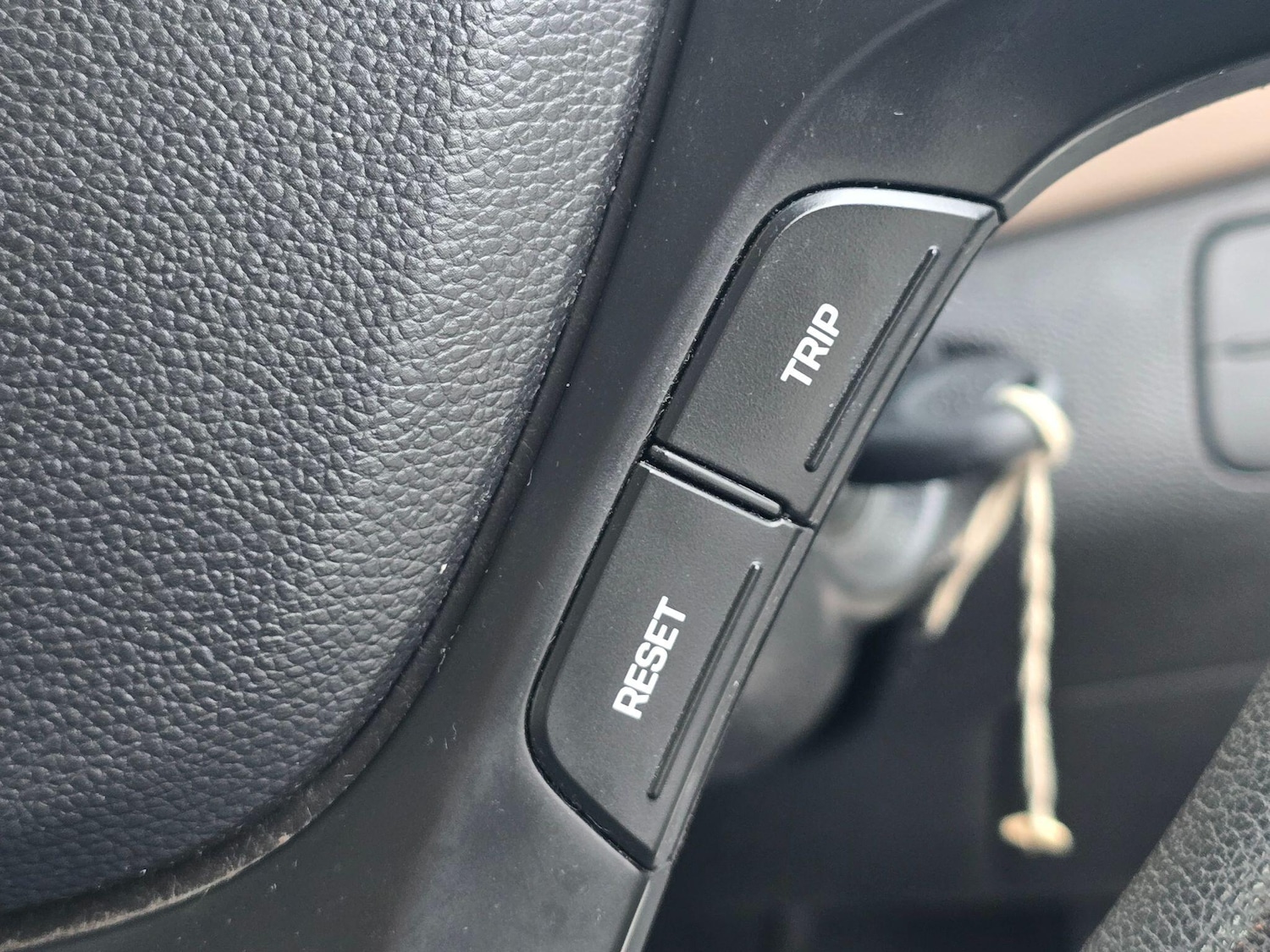 Used Hyundai i10 2016 for sale - 76247427: Photo 24