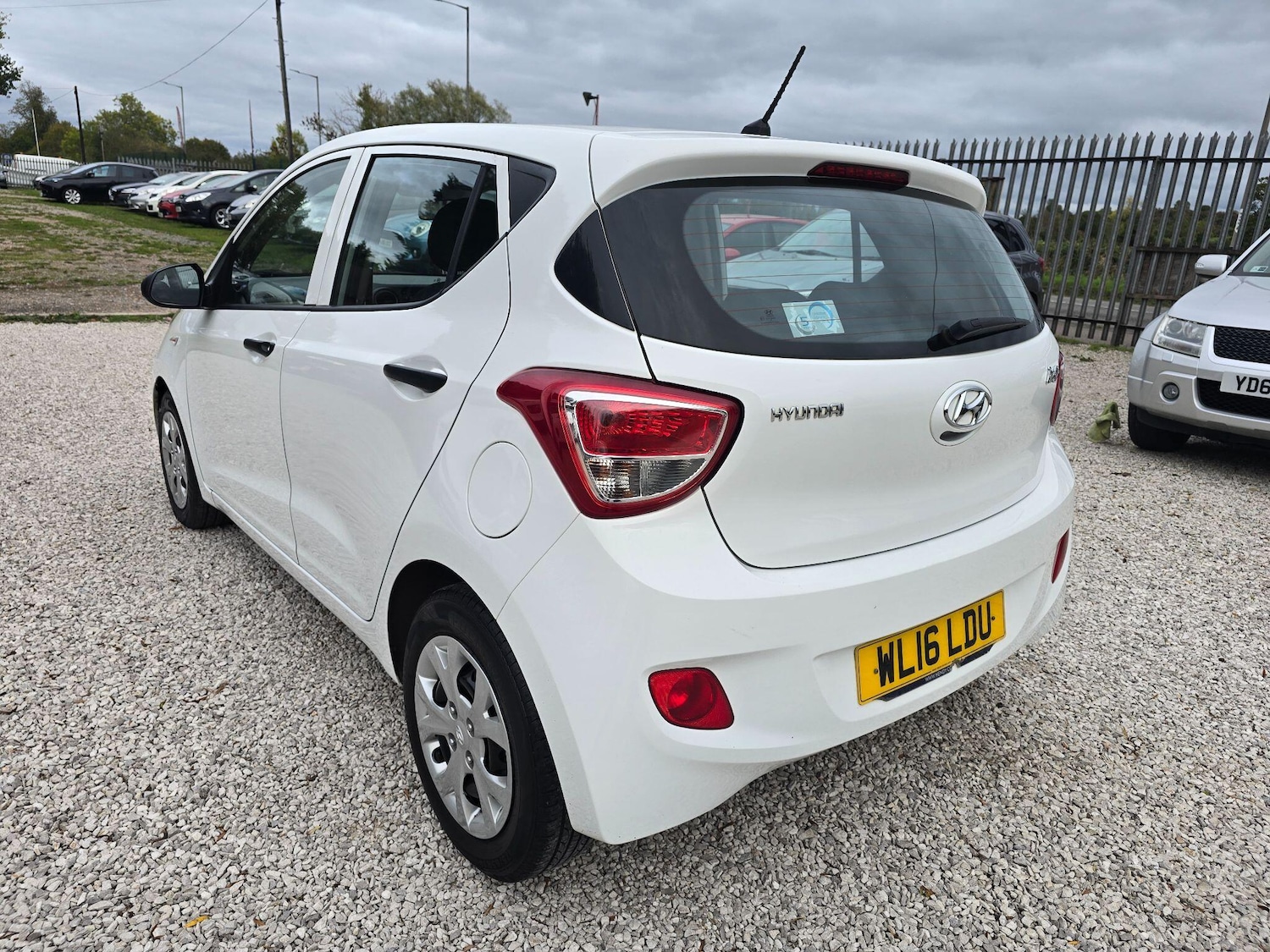 Used Hyundai i10 2016 for sale - 76247427: Photo 6