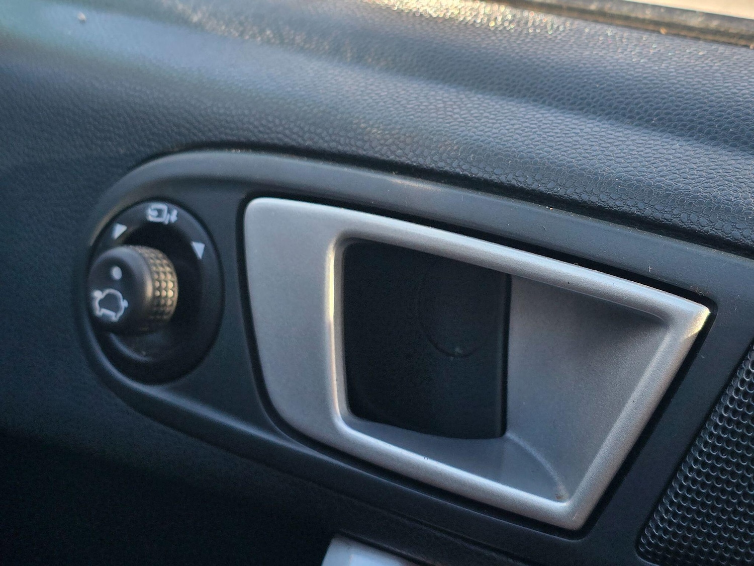 Used Ford Fiesta 2012 for sale - 77839627: Photo 28