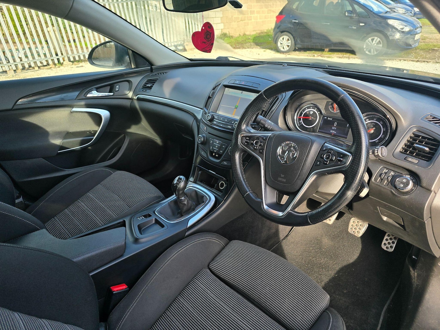 Used Vauxhall Insignia 2016 for sale - 77267838: Photo 10