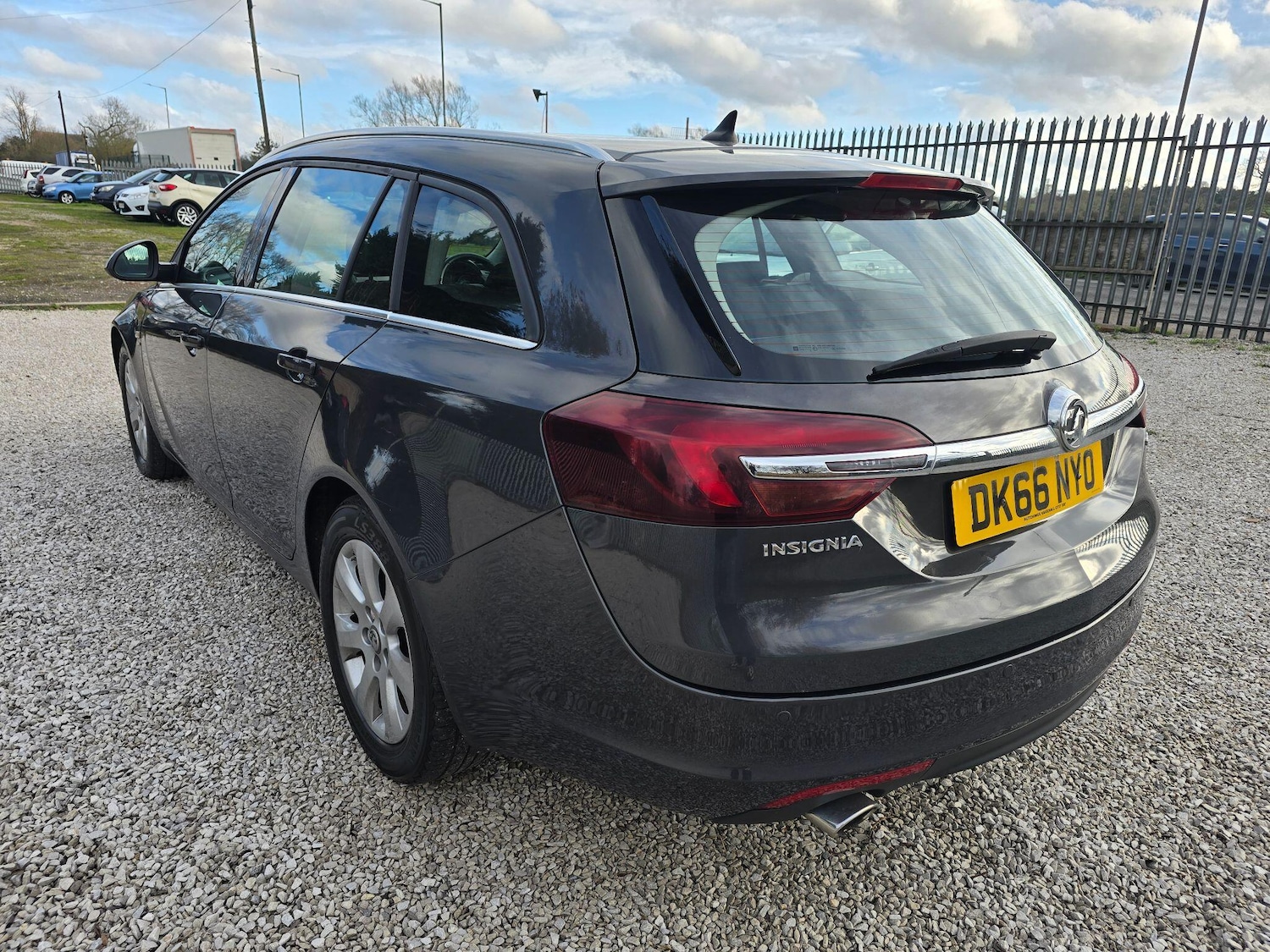 Used Vauxhall Insignia 2016 for sale - 77267838: Photo 6