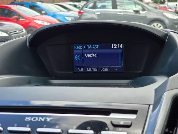 Used Ford C-Max 2013 for sale - 75658599: Photo 26