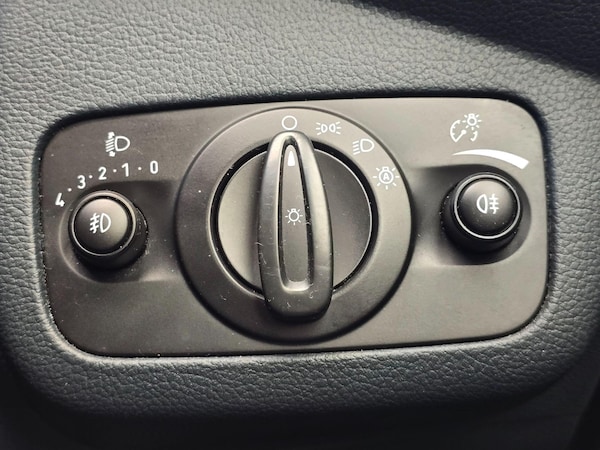 Used Ford C-Max 2013 for sale - 75658599: Photo 32
