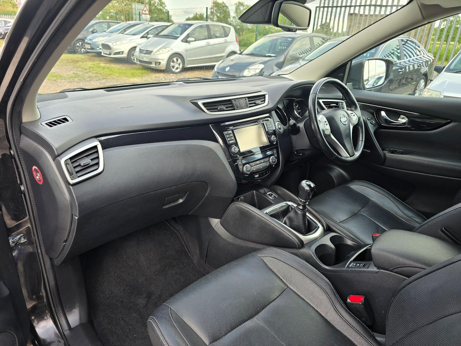 Used Nissan Qashqai 2014 for sale - 77248191: Photo 12