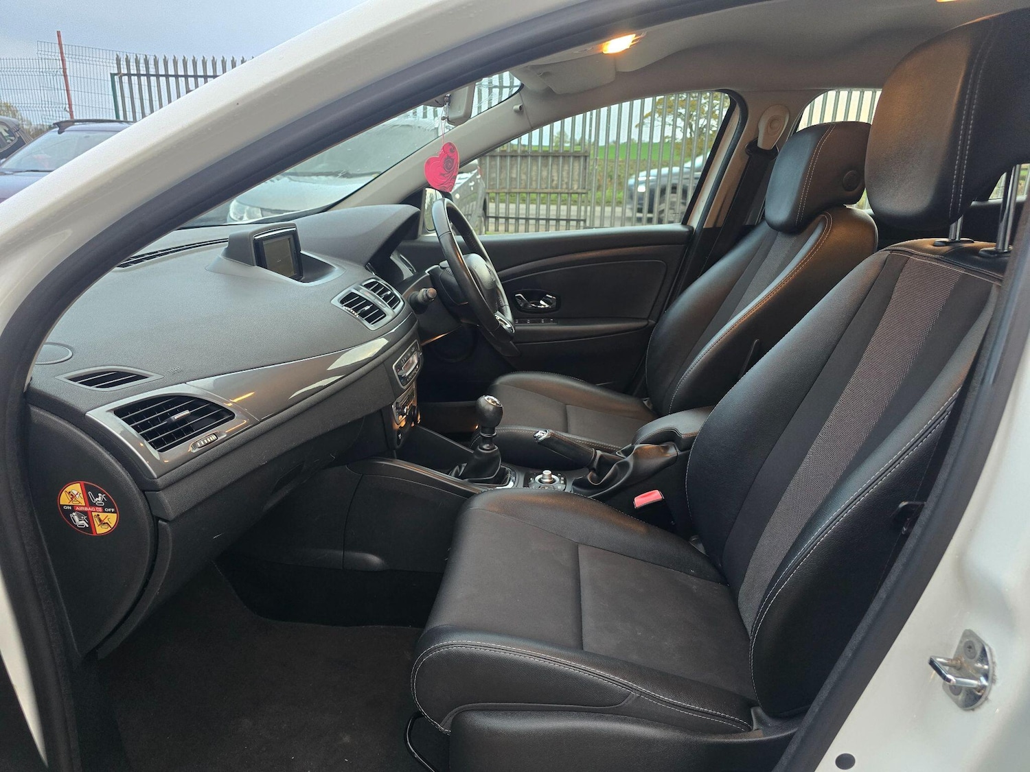 Used Renault Megane 2016 for sale - 76996902: Photo 13