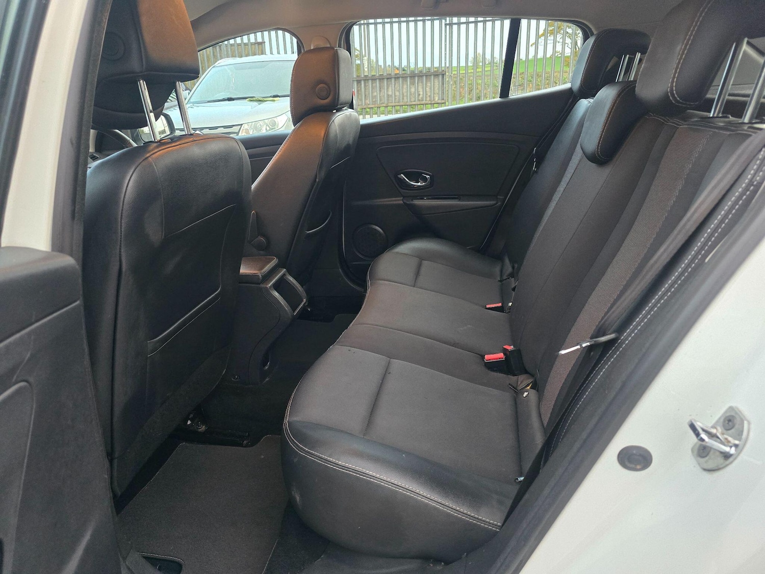 Used Renault Megane 2016 for sale - 76996902: Photo 15