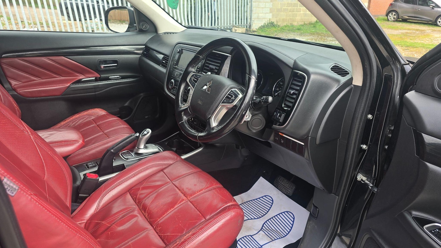 Used Mitsubishi Outlander 2016 for sale - 77852902: Photo 10