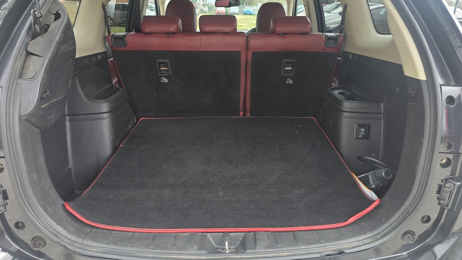 Used Mitsubishi Outlander 2016 for sale - 77852902: Photo 13