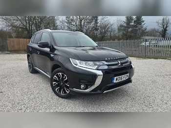 Mitsubishi Outlander feature image