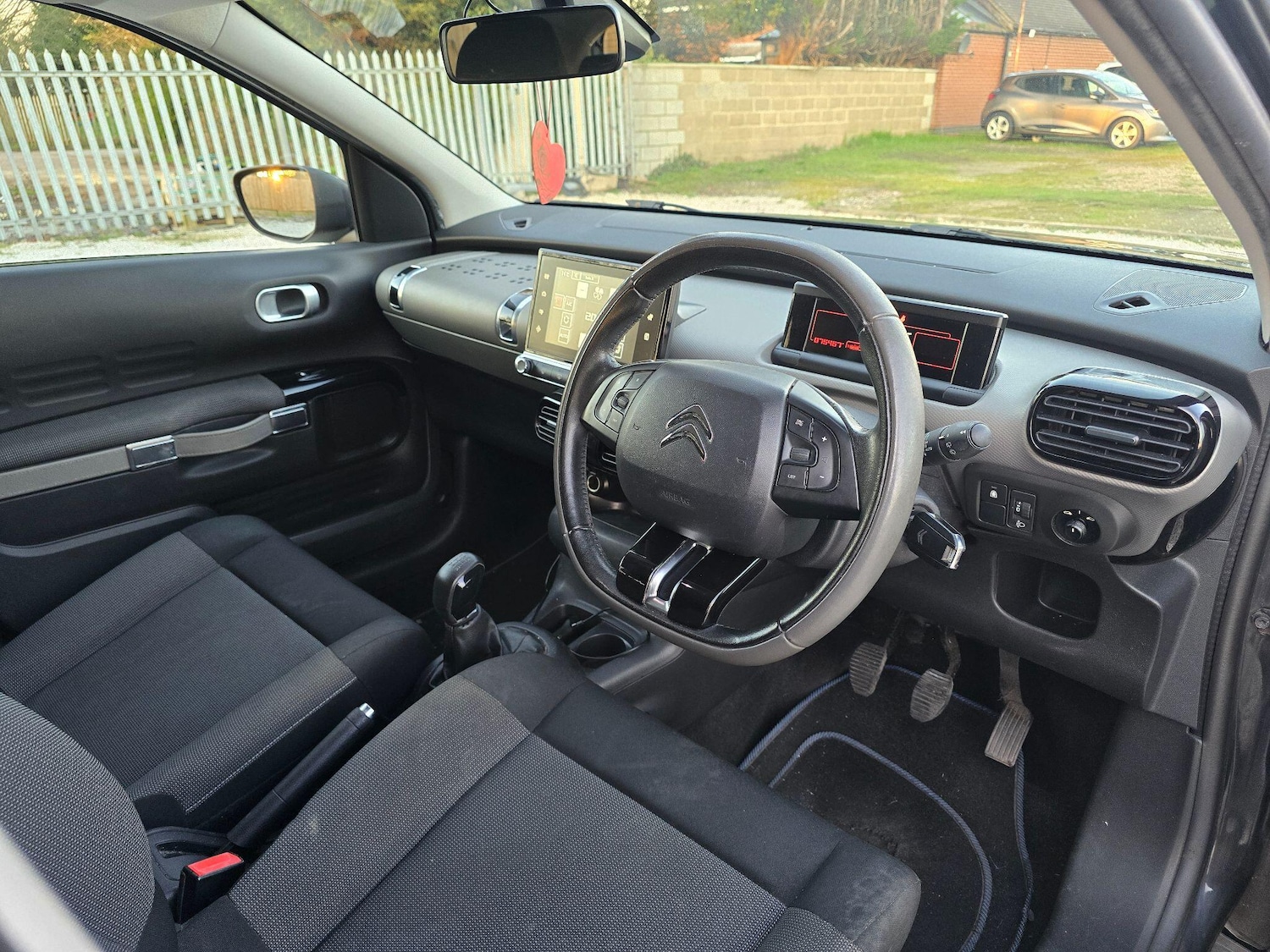 Used Citroen C4 Cactus for sale - 77670393: Photo 10