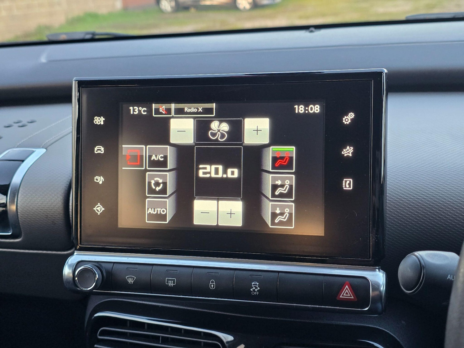 Used Citroen C4 Cactus for sale - 77670393: Photo 20