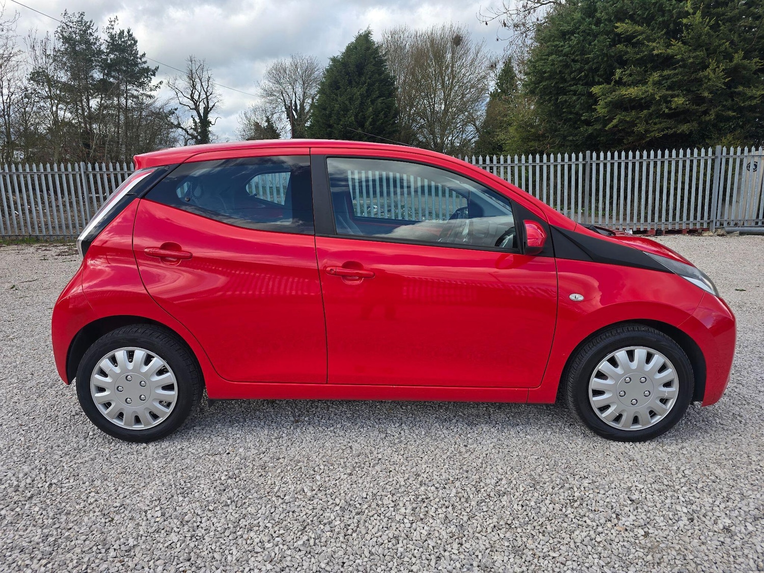 Used Toyota AYGO for sale - 78007564: Photo 2
