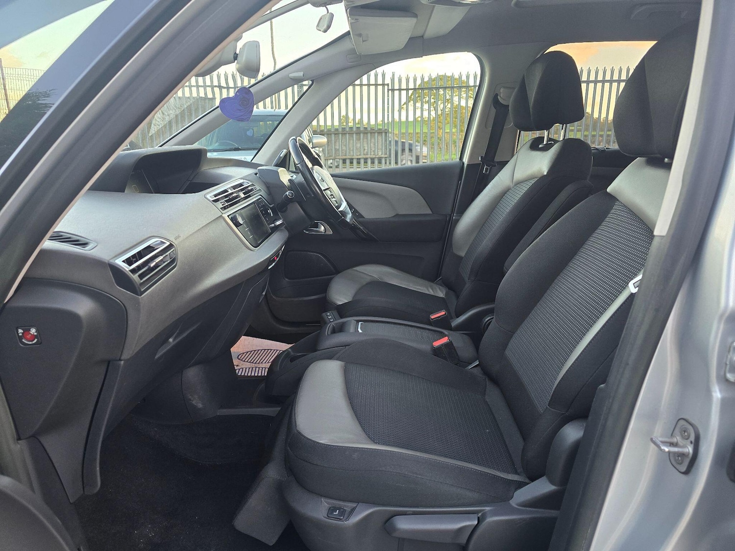 Used Citroen C4 Picasso 2014 for sale - 76377365: Photo 13