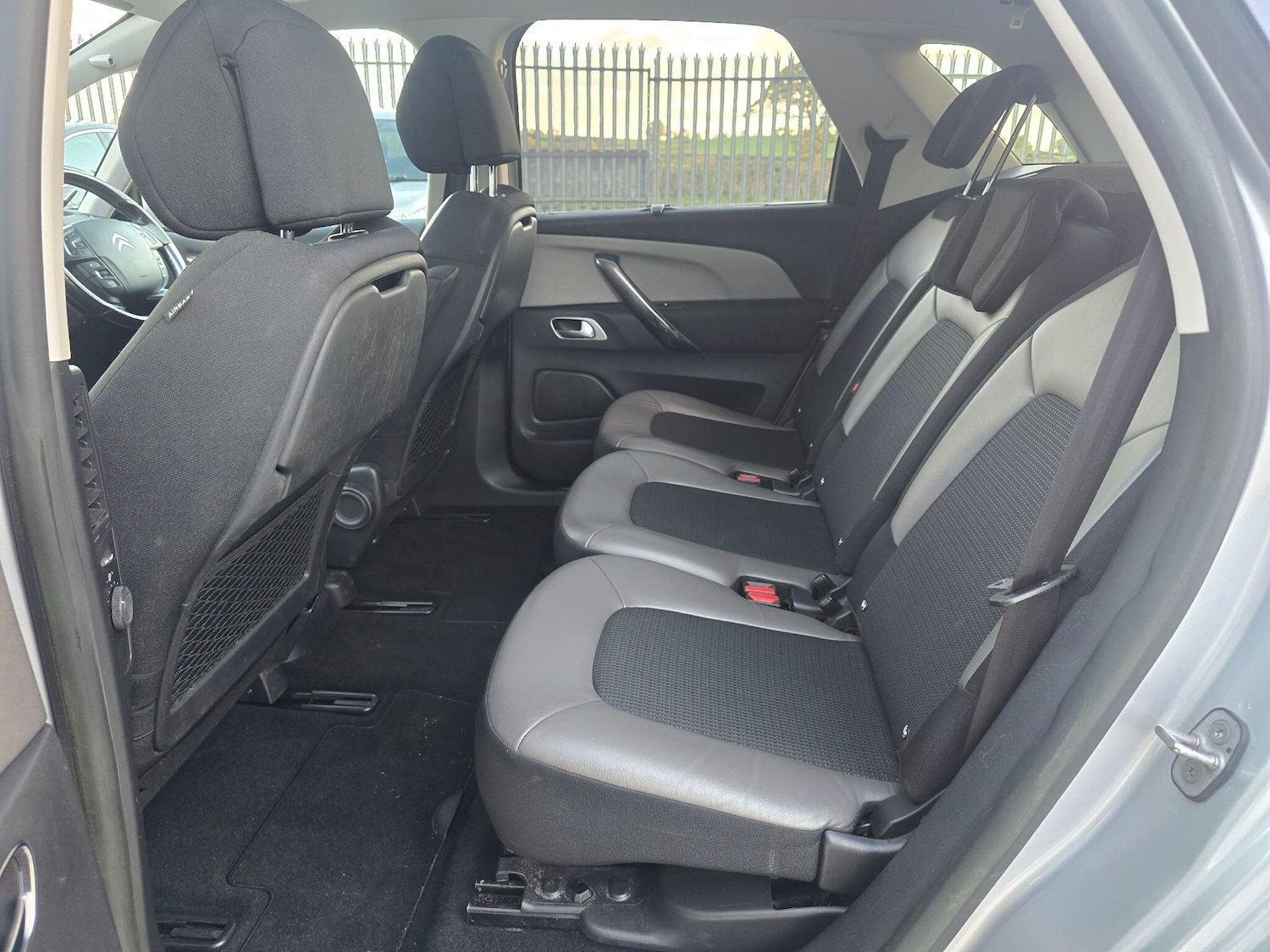 Used Citroen C4 Picasso 2014 for sale - 76377365: Photo 14