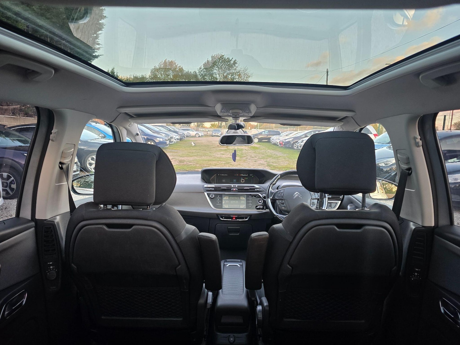 Used Citroen C4 Picasso 2014 for sale - 76377365: Photo 18