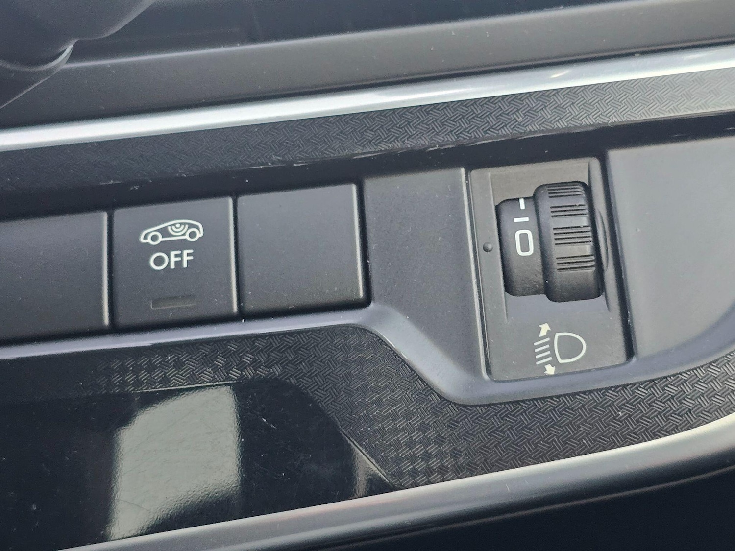 Used Citroen C4 Picasso 2014 for sale - 76377365: Photo 30