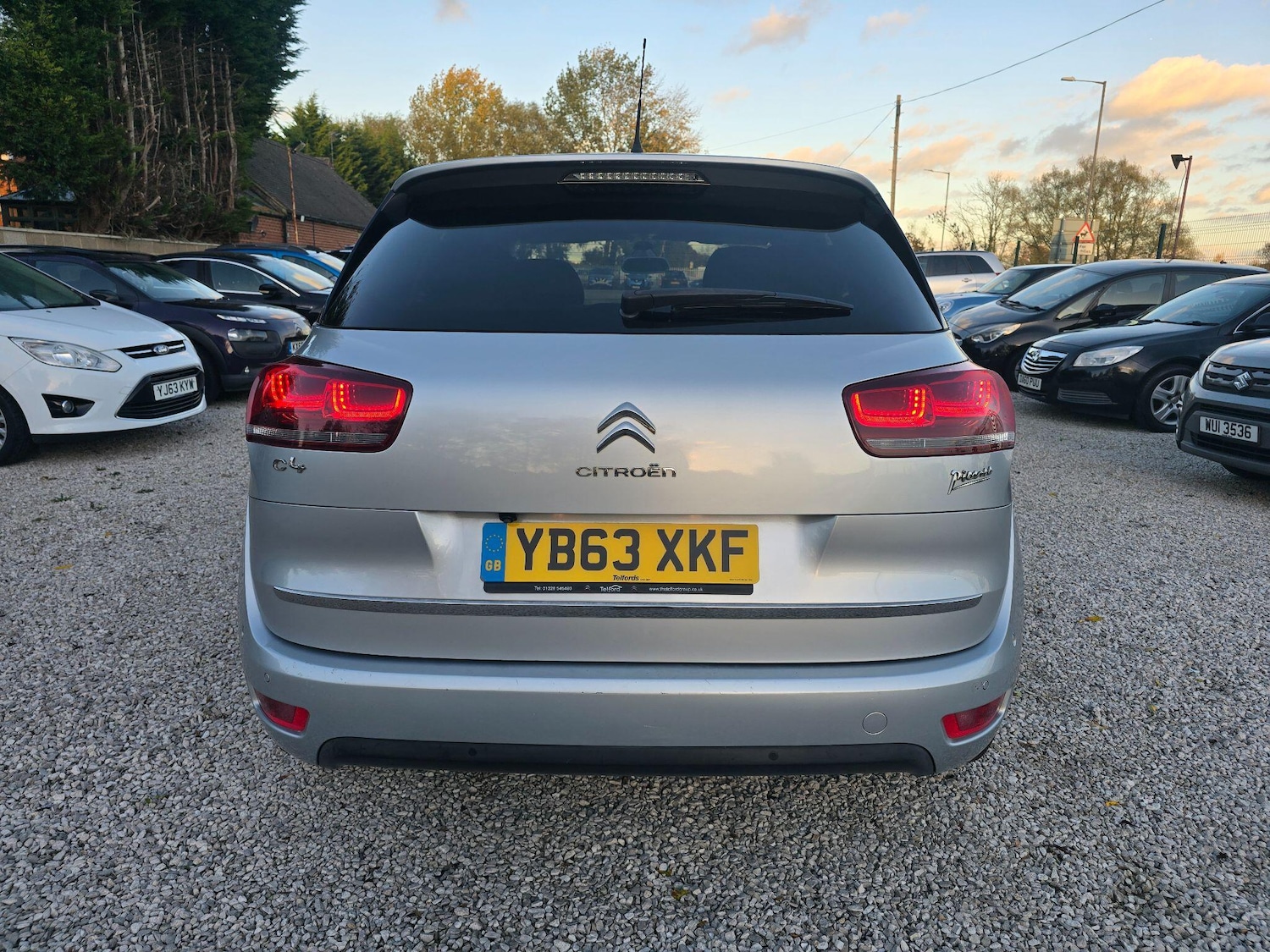 Used Citroen C4 Picasso 2014 for sale - 76377365: Photo 4