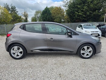 Used Renault Clio 2016 for sale - 78276433: Photo