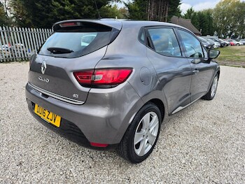 Used Renault Clio 2016 for sale - 78276433: Photo